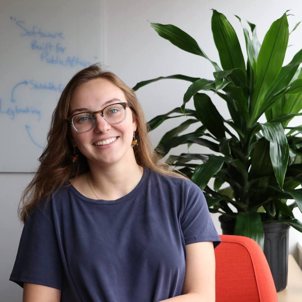 Meet your Posher, Lea
